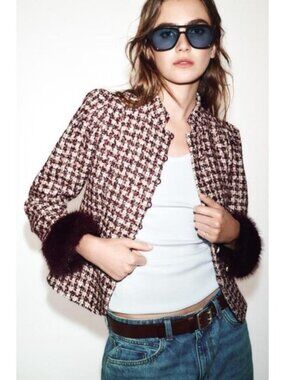 ZARA STRUCTURED BLAZER WITH FAUX FUR CUFFS